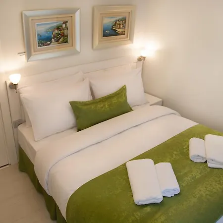아파트 Premium Taksim Square